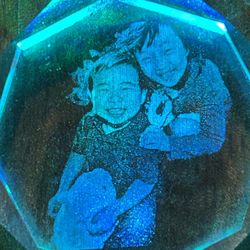 1 Inch Crystal Key Chain Led With Custom Picture Engraved On It