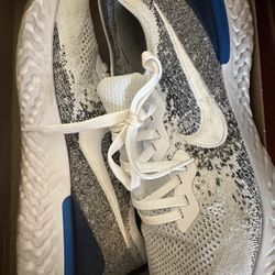 Nike Epic React Flyknit 
