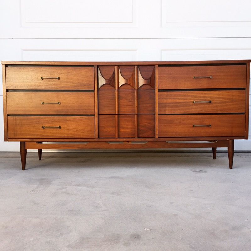 Blowing Rock Industries Mid Century Modern 9 Drawer Dresser Credenza