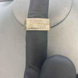 Diamond Ring 10kt yellow gold special price 