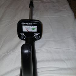 BOUNTY HUNTER JR. METAL DETECTOR 