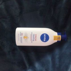 Nivea Intense Healing Body Lotion 