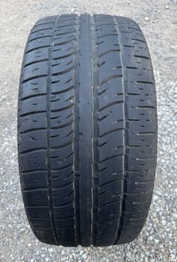 Pirelli 265/35/22 (1) Tire