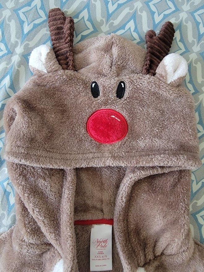 NORTH POLE Reindeer Kid's Pajama Size 4/5
