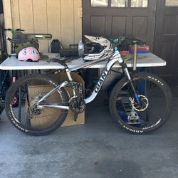 Giant Mountain Bike 