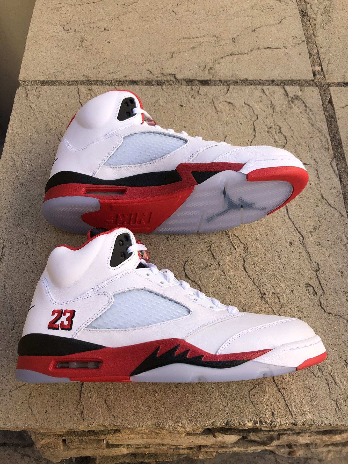 New Nike Air Jordan 5 Retro OG White Fire Red Black Tongue 2025 Men’s 13