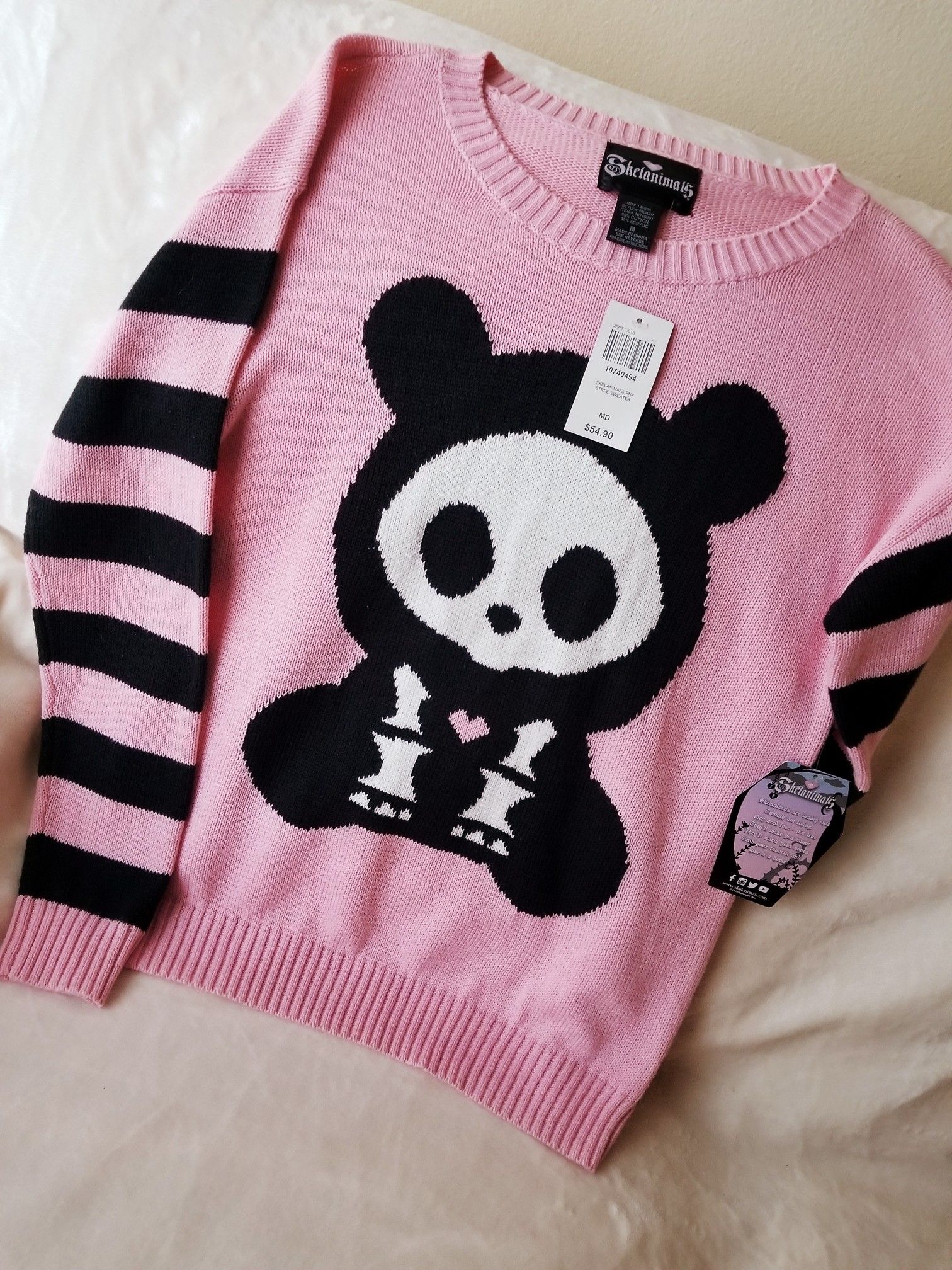 《$20》NEW Skelanimal's Sweater Size: Medium (Women)