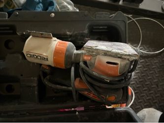 Rigid orbital sander