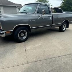 1985 Dodge D150