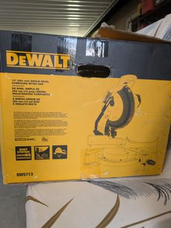 DeWalt DWS713 10 inch Single Bevel Compound Miter Saw