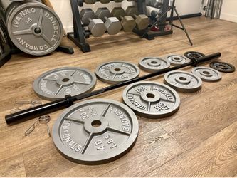 Olympic Set: NEW 6 ft Barbell is cooper bearings & Gray CAP Cast Iron Weight Plates  from 5s to 45s  Pounds In NEW Condition, [Total: 282 lbs]