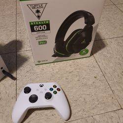 Xbox Series S And Turtle Headset
