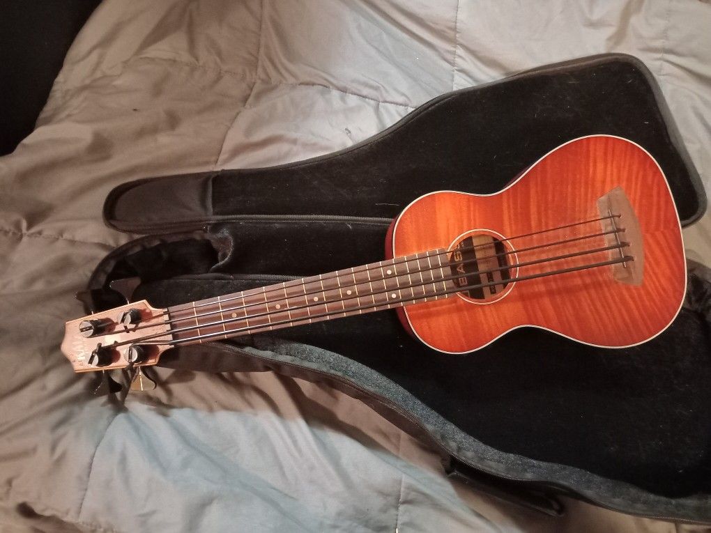 Kala UBASS-EM-FS Exotic Mahogany U-Bass Fretted