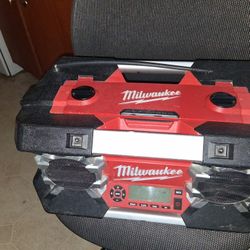 Milwaukee Radio No Bluetooth