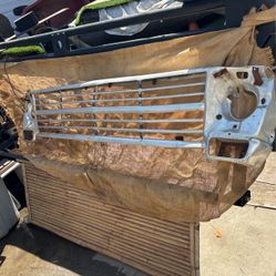 Front Grill Ford 70s Year In Good Condition