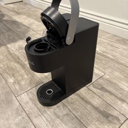 Keurig K-Supreme K-Cup Pod Coffee Maker K910