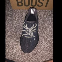 Yeezy Boost 350 V2"Black Static" sneakers		
