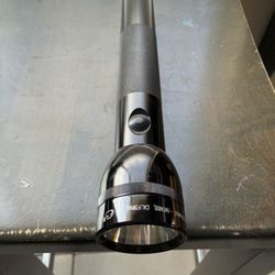 Full Size Maglite D Cell Flashlight