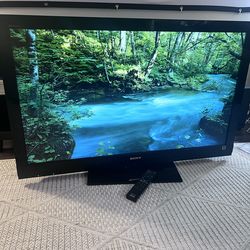 46-inch Full HD (1080p) LED LCD TV from Sony