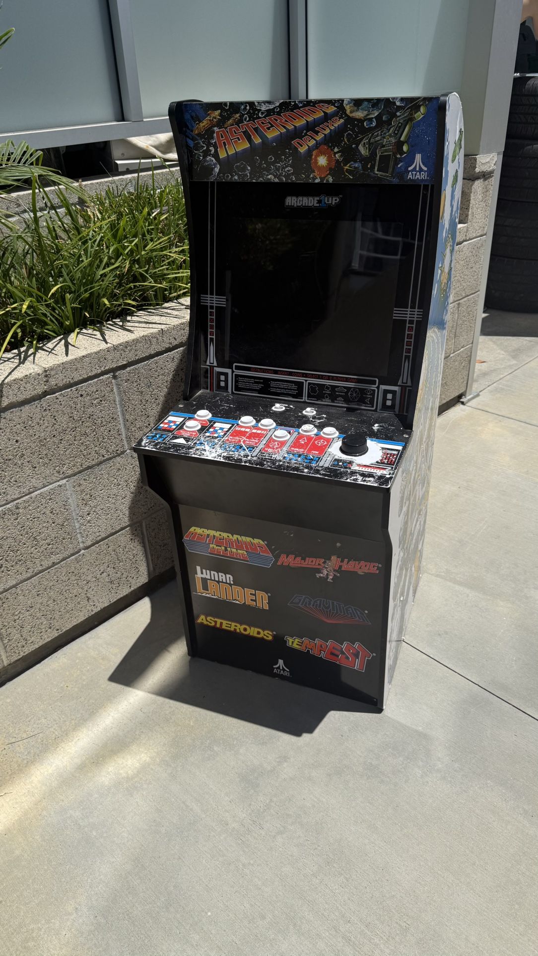 Arcade1Up Atari 6-in-1 Classic Arcade Machine – Asteroids Deluxe, Tempest & More