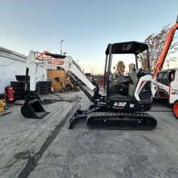 2018 Bobcat E32