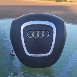 2009-2012 Audi A4/S4/Q5 Driver Steering Wheel Airbag 8K0880201A OEM Used