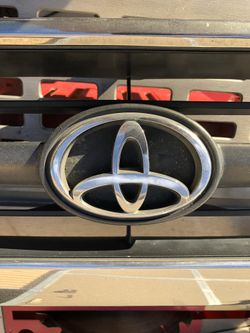 Toyota symbol