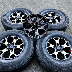 Jeep Rubicon wheels & tires 5x5