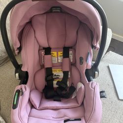 Graco GoMax Infant Car Seat - Excellent Condition 