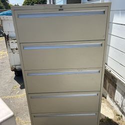 Filing Cabinets 