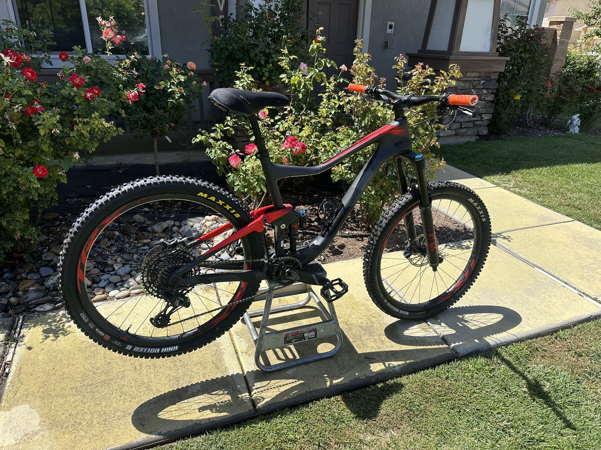 Giant Trance Advance