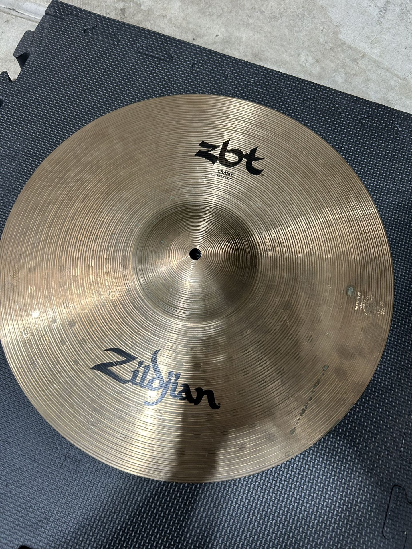 Zildjian ZBT 18” Crash Cymbal