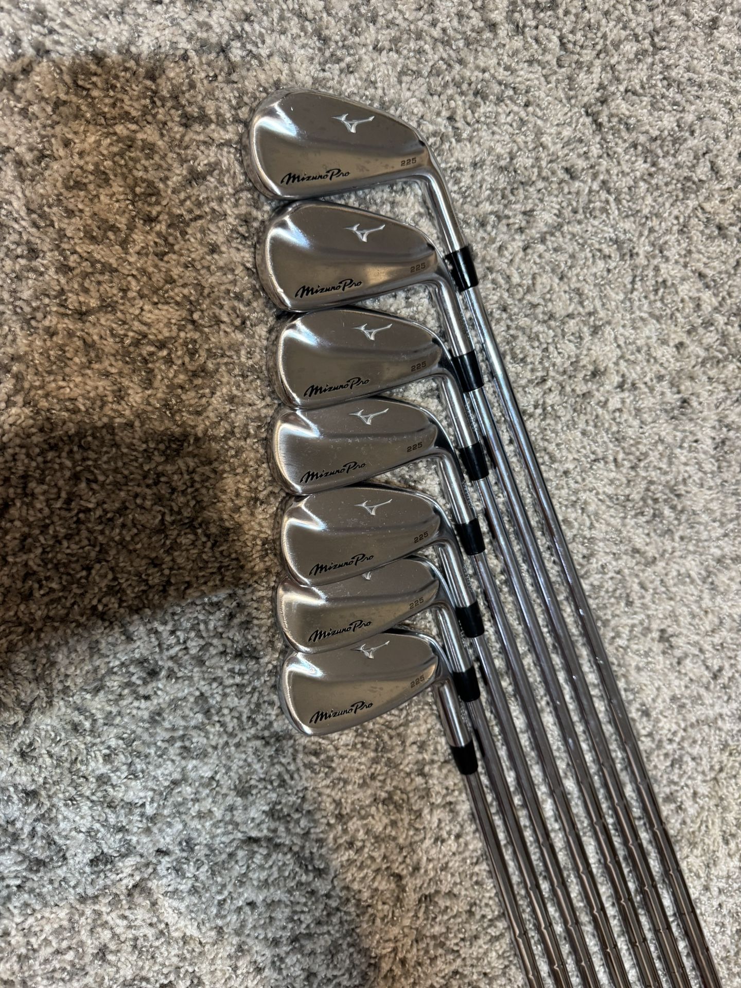 Mizuno Pro 225 GF Forged Chromoly HMB PW-4 Iron (7 Piece Iron Set)