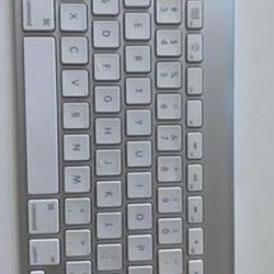 Apple Wireless keyboard 
