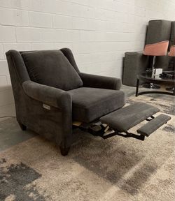 Bassett Power Wall Recliner with Adjustable Headrest and USB