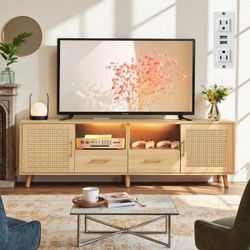 Large Wood Rattan Tv Stand