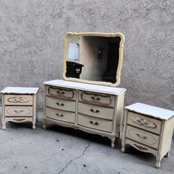 DRESSERS SET