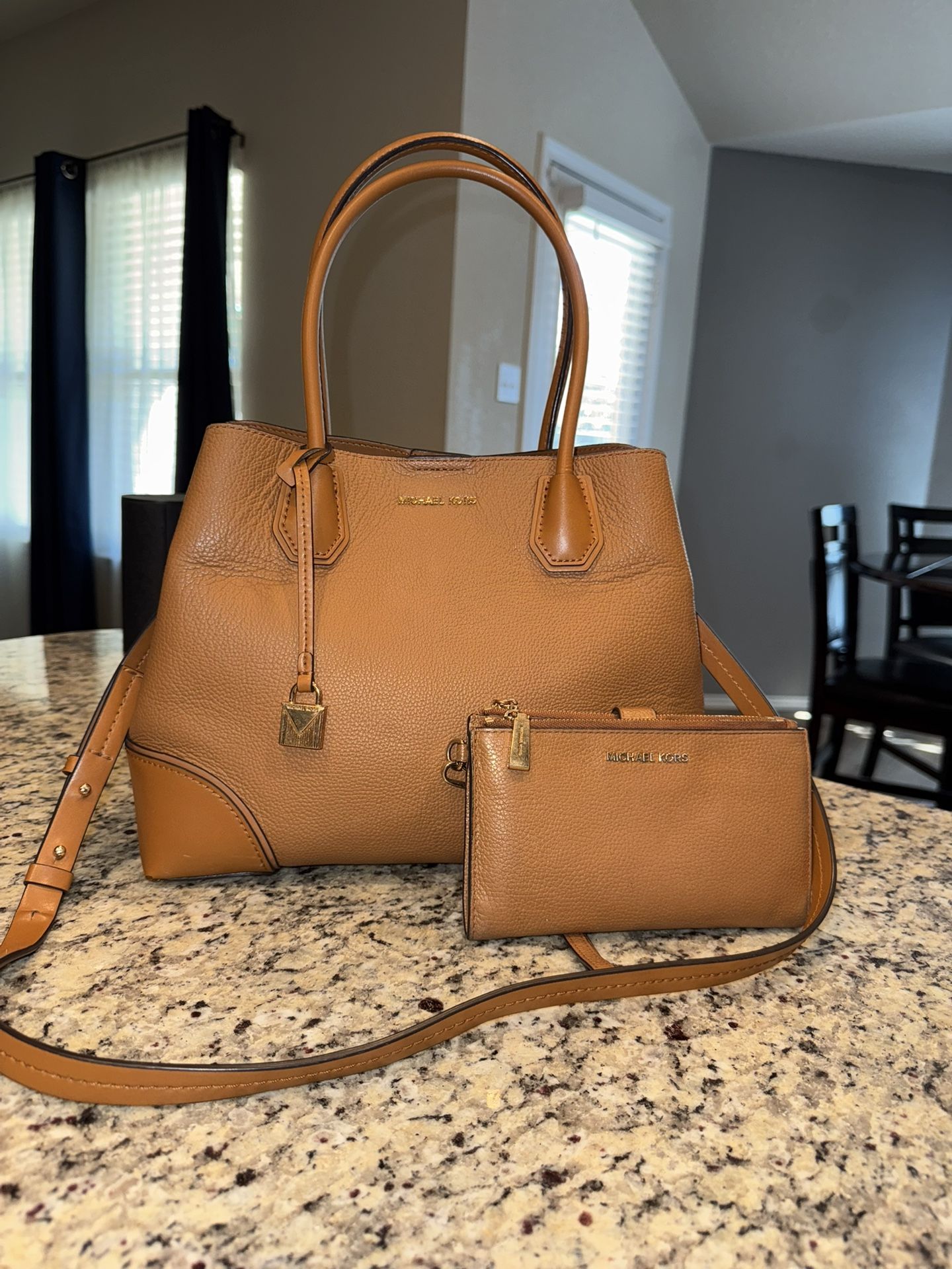 Michael Kors Purse And Matching Wallet 