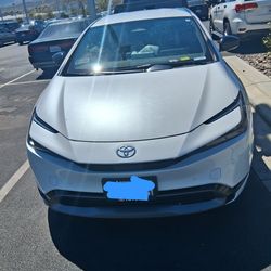 2025 Toyota Rav4 XLE Prem FWD SUV