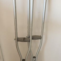 Crutches 
