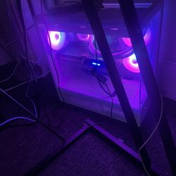 Selling Skytech 32gb Ram AMD Ryzen 7 7700X Pc