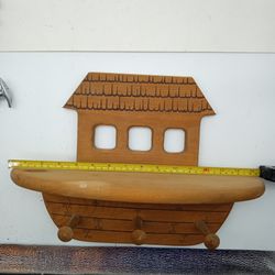 Noah's Ark. Shelf