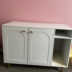 Hidden cat litter box furniture