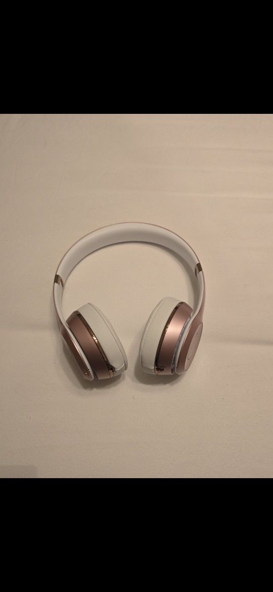 Beats by Dre Solo Headphones - Pink
