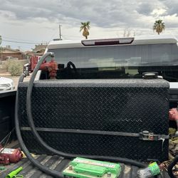 Diesel fuel tank with pump