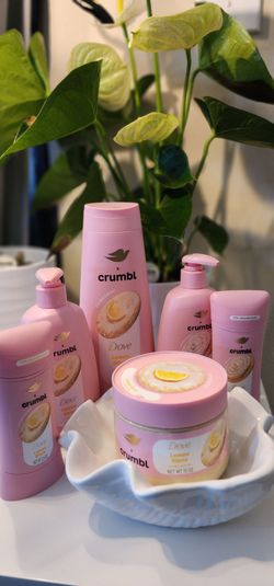 Dove x Crumbl Lemon Glaze Limited Edition Set