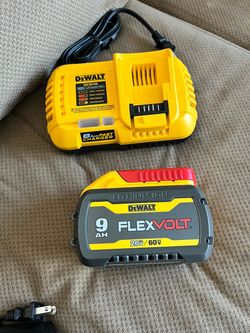 DeWalt FlexVolt 9Ah Battery & Fast Charger
