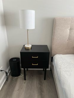 Twin Night Stands