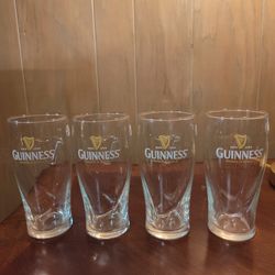 Set of 4 GUINNESS Glasses