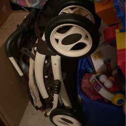 Stroller 